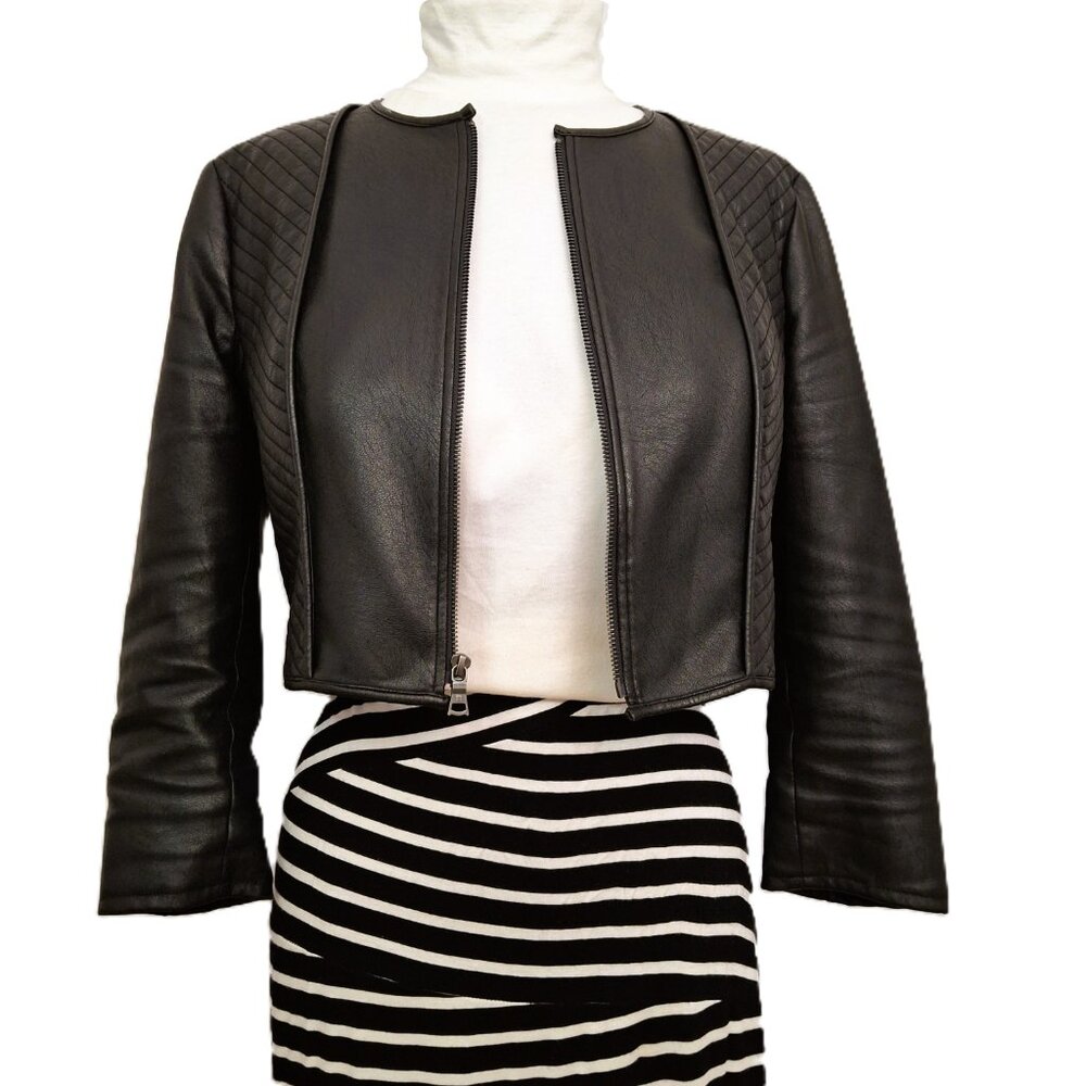 BCBGMAXAZRIA Vegan Leather Crop Jacket Sz Lg Black Lined Quilted Zip - Picture 3 of 15
